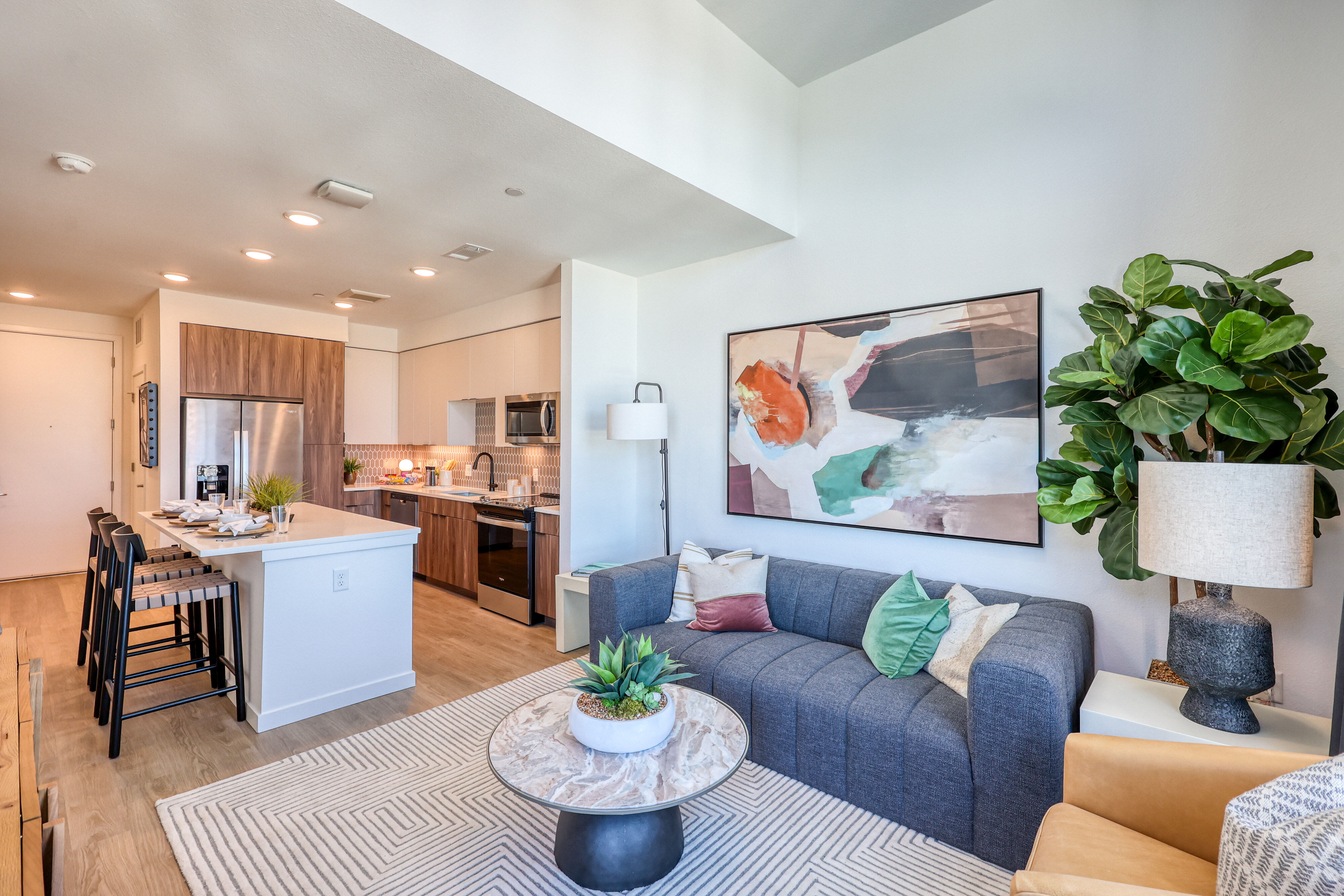 7800 E Peakview Ave Centennial CO 80111 HDR Still 14