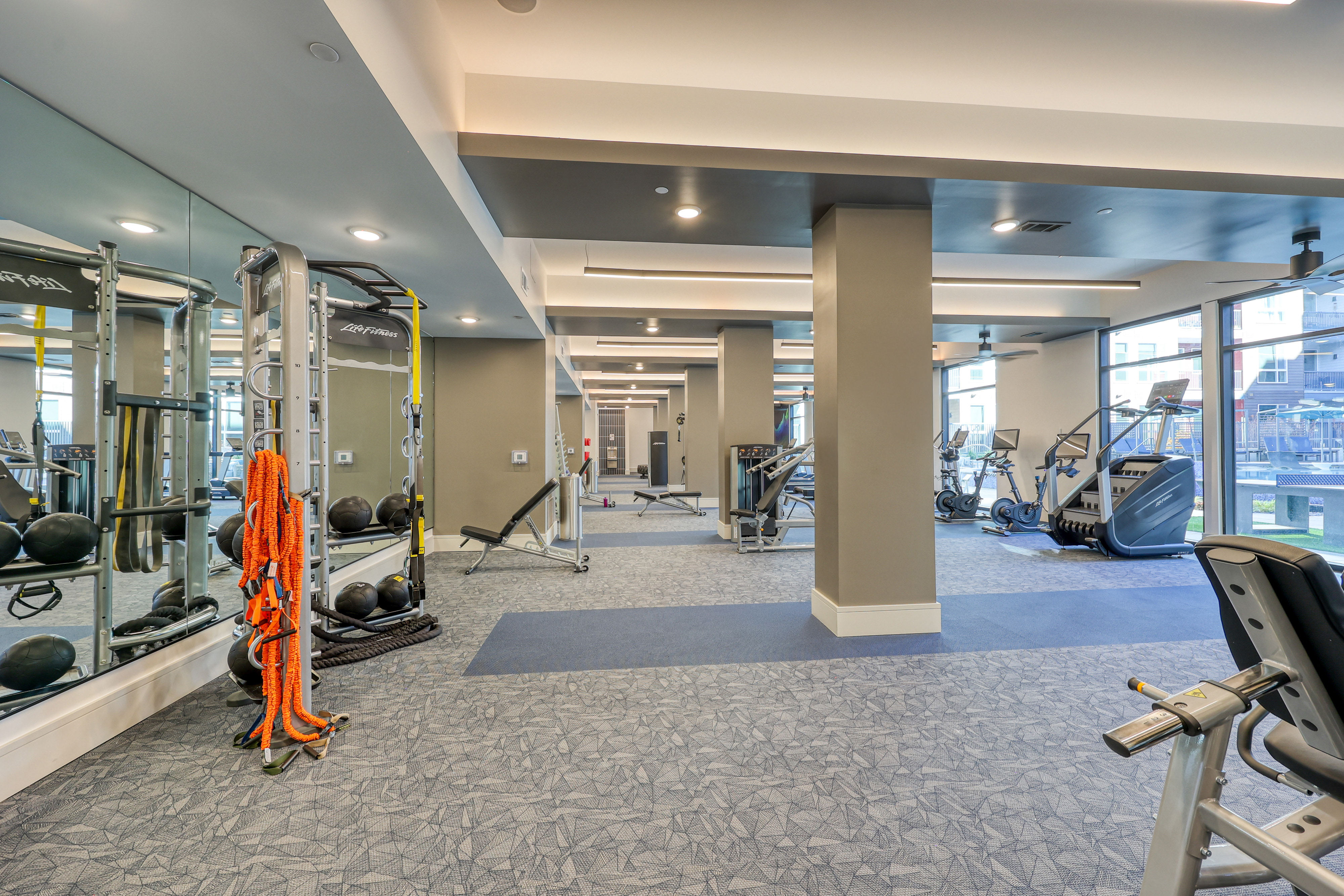 7800 E Peakview Ave Centennial CO 80111 HDR Still 158