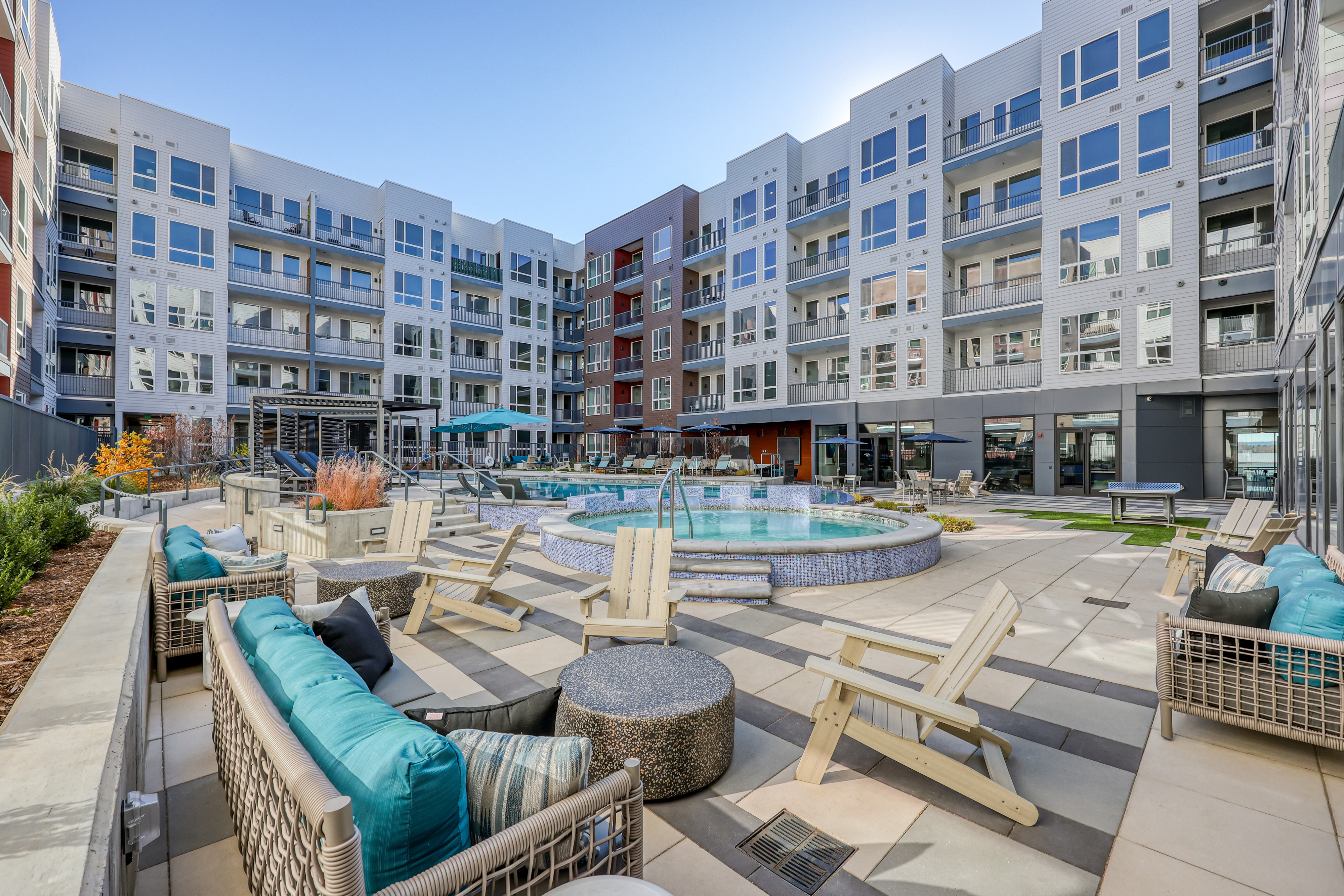 7800 E Peakview Ave Centennial CO 80111 HDR Still 190