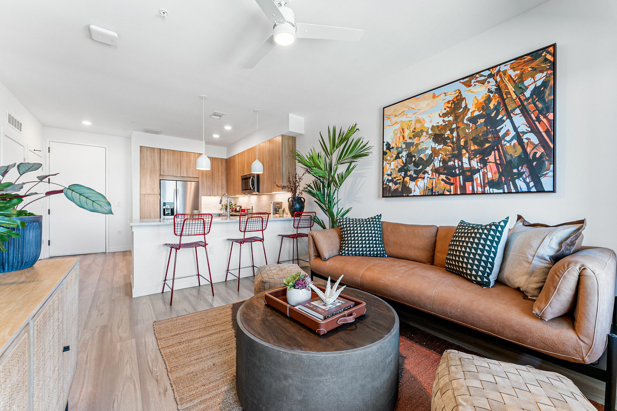 Aura Arts District Int Living Roomto Kitchen Lipan June2024