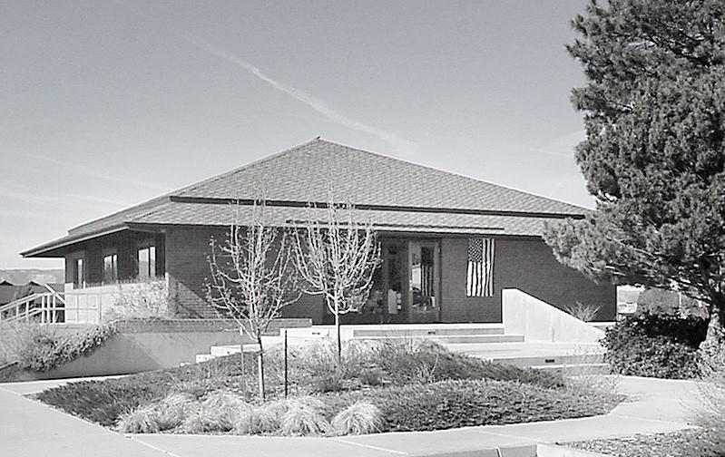 1981 Shaw Opens First GJ office