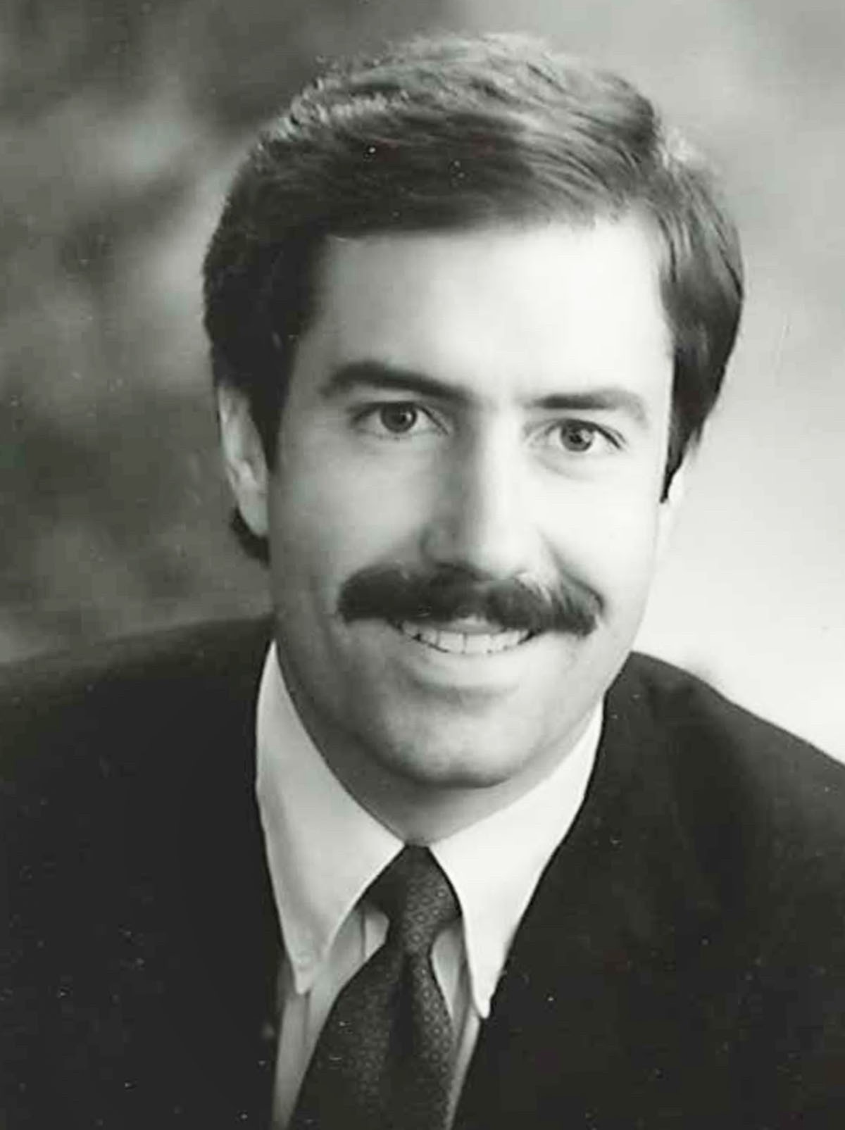 1995 Steve Meyer becomes president of Shaw