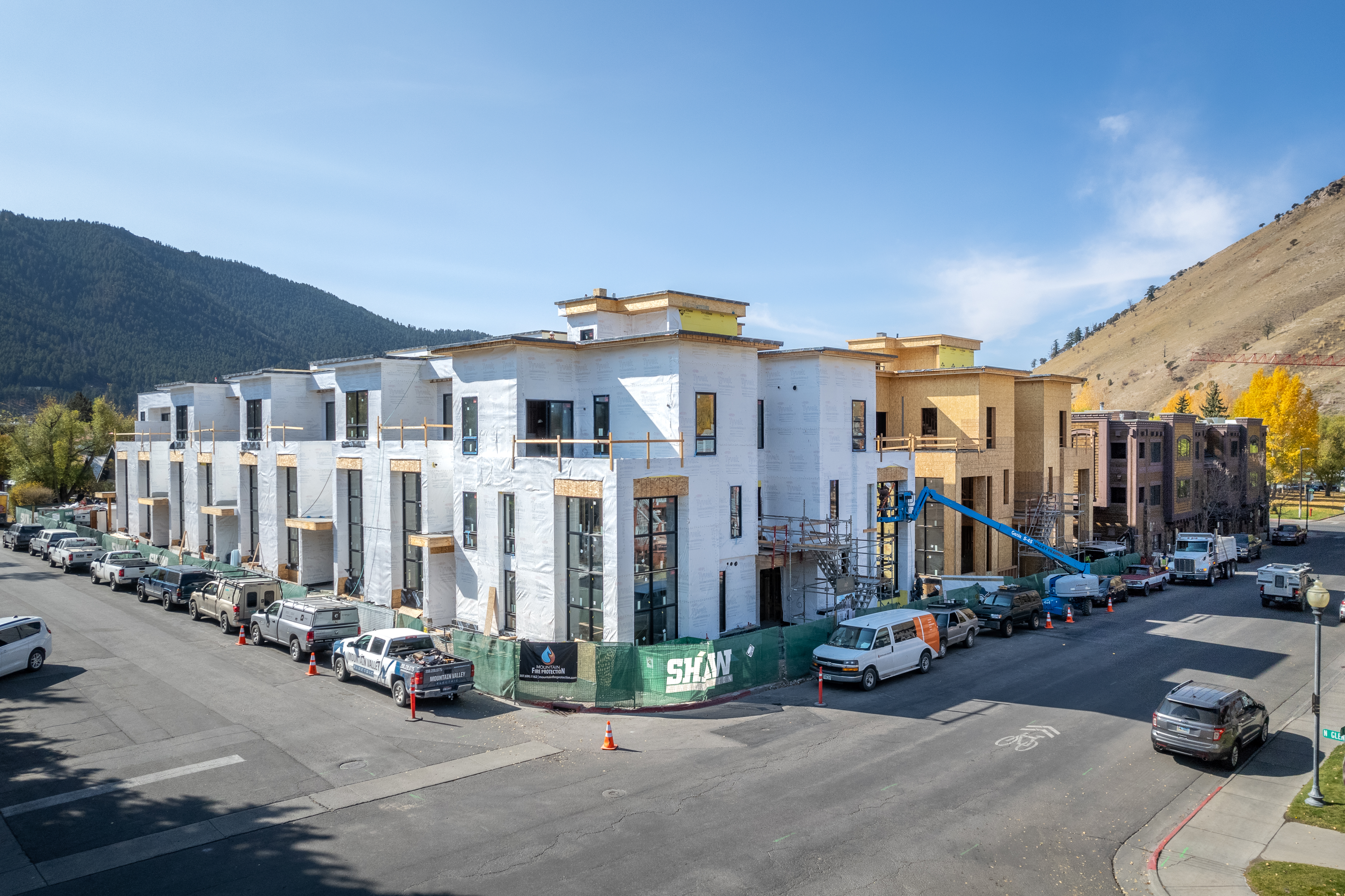 Shaw Construction The Glenwood Townhomes