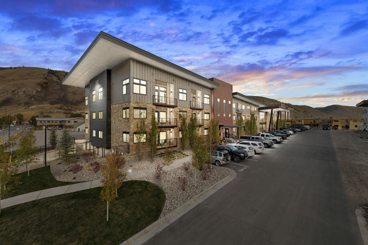 Local Wyoming Contractor, celebrating 20 years in Jackson, Wyoming.